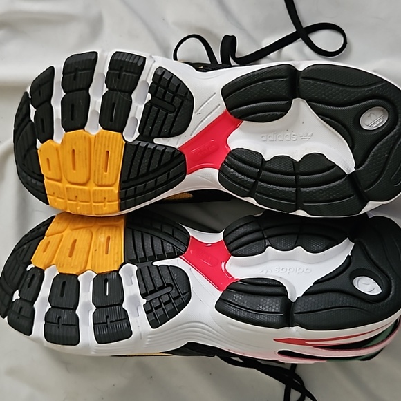 Adidas shows - Picture 4 of 5